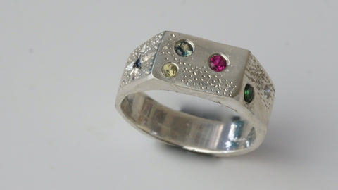 Confetti Signet Ring