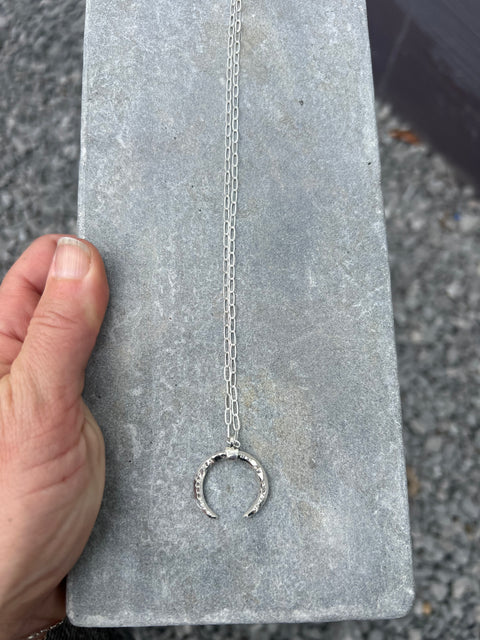 Hammered Avra