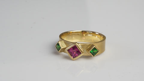 Vivid Pink Sapphire and Tsavorite Ring